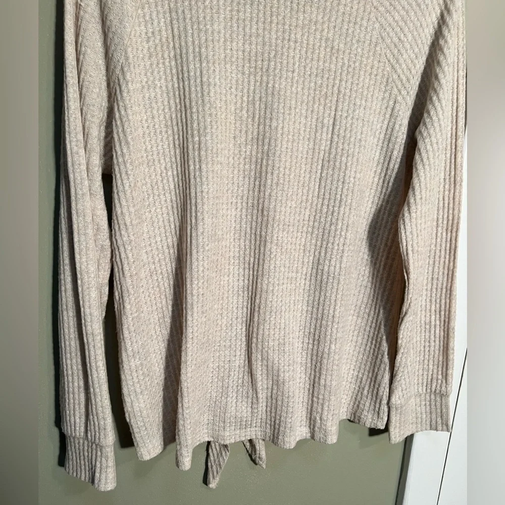 Nine Britton Stitch Fix Women's Size Medium Thermal Top Beige Tie Front Soft_9